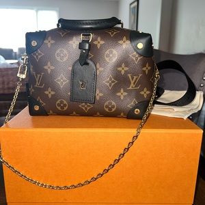 Authentic Louis Vuitton Purse